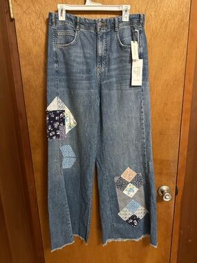 Pilcro Wide-Leg Patchwork Denim Jeans in Medium Blue NWT